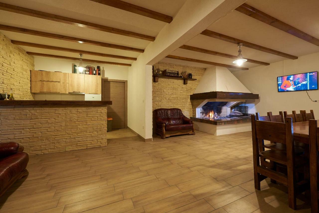 Luxury Villa Residence Zupanovic Трогир Екстериор снимка
