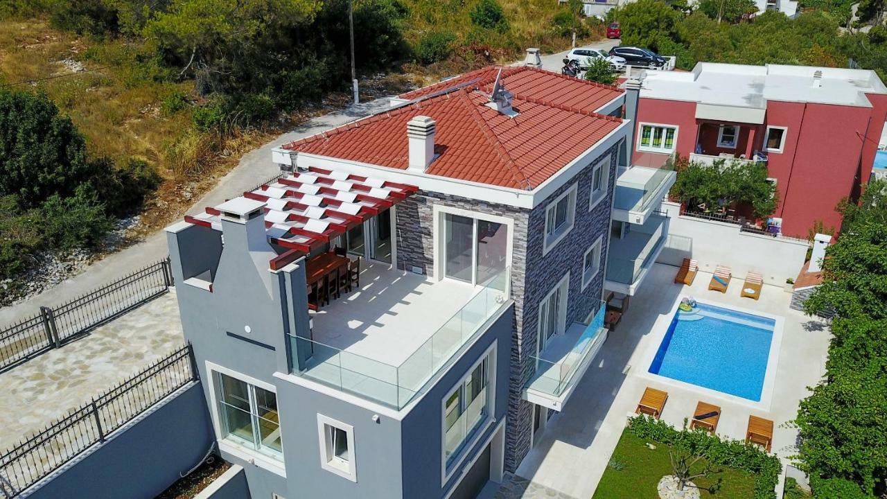 Luxury Villa Residence Zupanovic Трогир Екстериор снимка