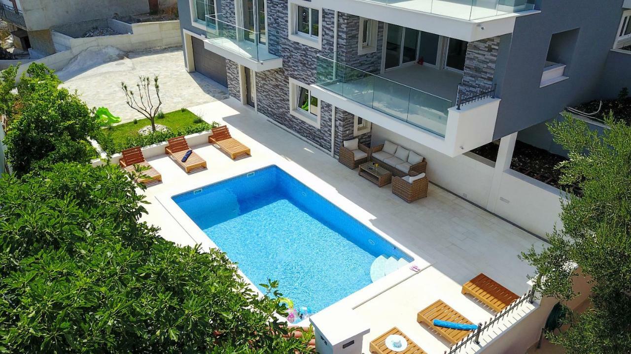 Luxury Villa Residence Zupanovic Трогир Екстериор снимка